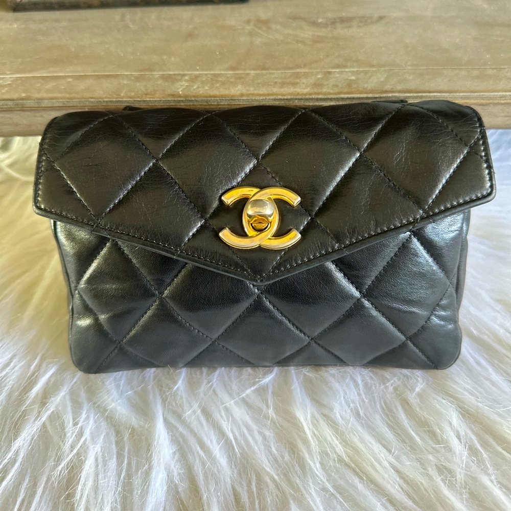 💯 Authentic Chanel Belt Bag